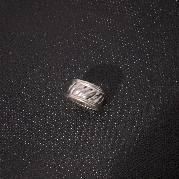 Silver Twisted Rope Design Ring - Picture 5 of 6